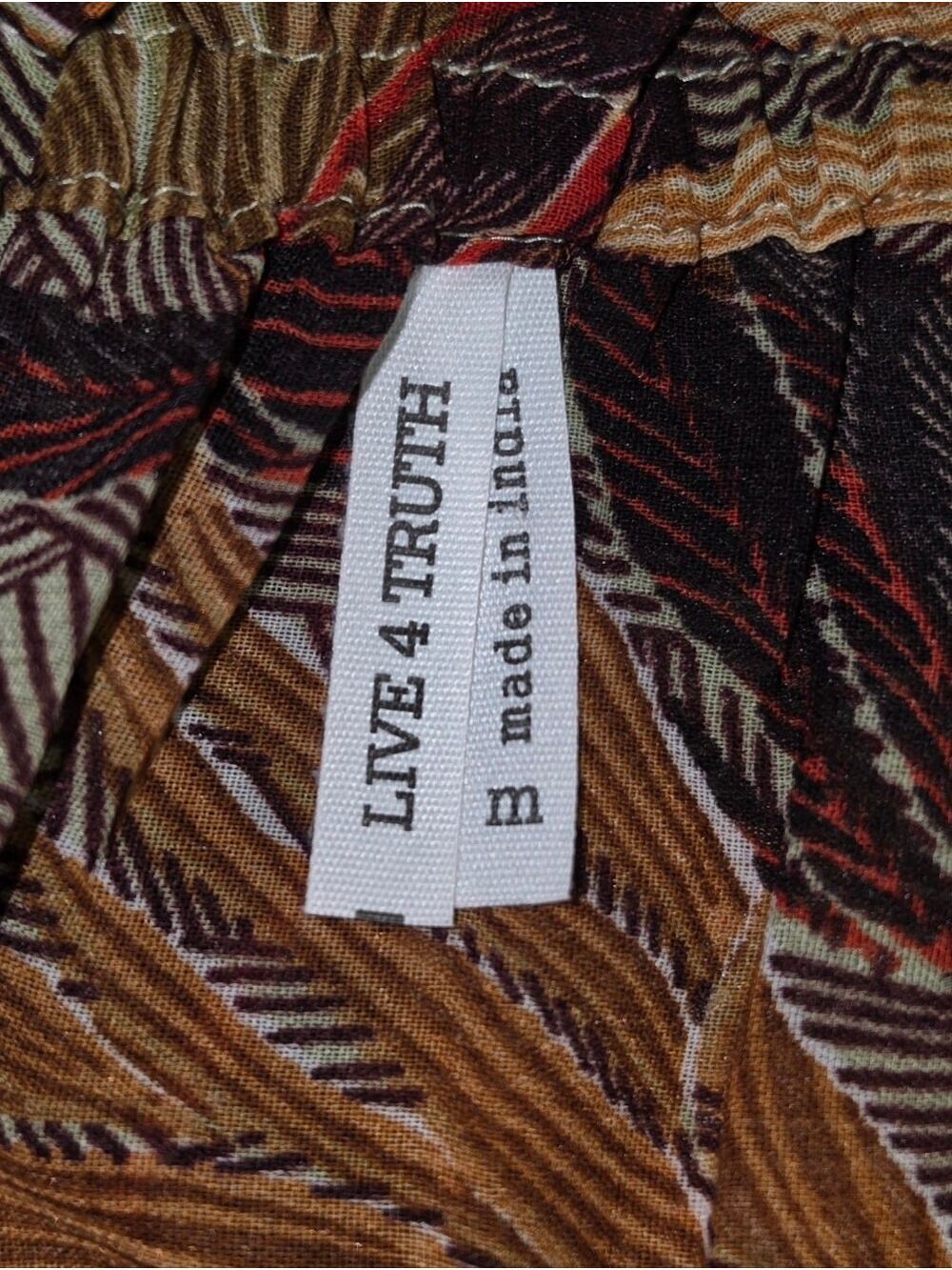 Live 4 Truth Long Sleeve Dress Size Medium - Picture 4 of 7